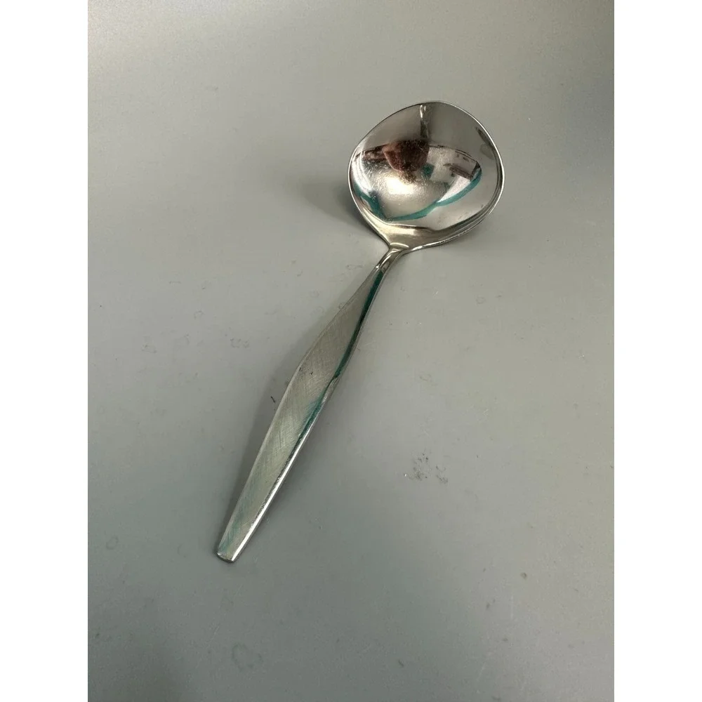 Oneida Wm Rogers Premier Stainless Seafoam Gravy Ladle Mid Century Modern Silver